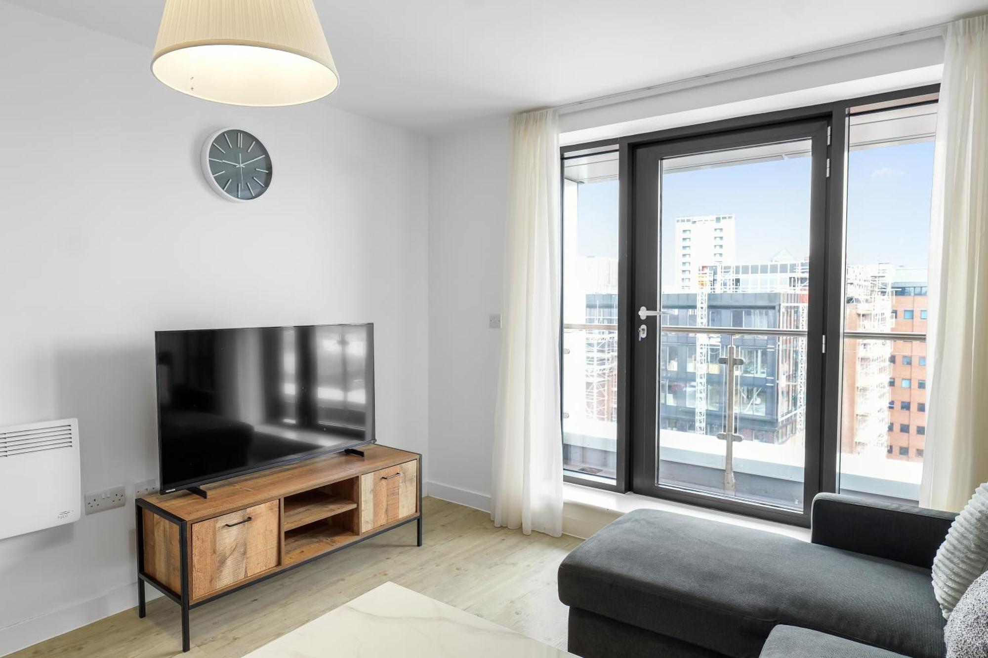 High Rise 2 Bedroom & 2 Bath Apartment With Parking, Balcony & Amazing View Manchester Eksteriør bilde